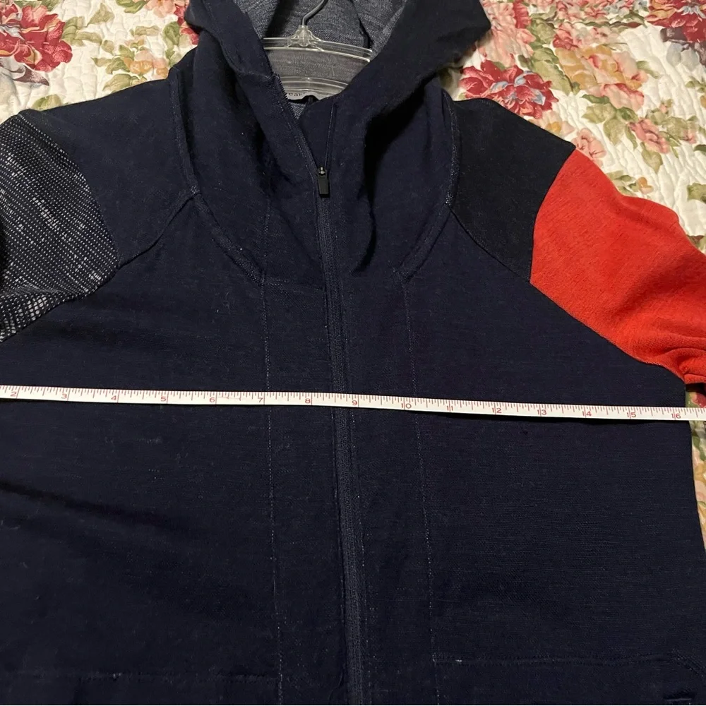 Icebreaker Women's Navy Blue and Red Jacket - Picture 5 of 7